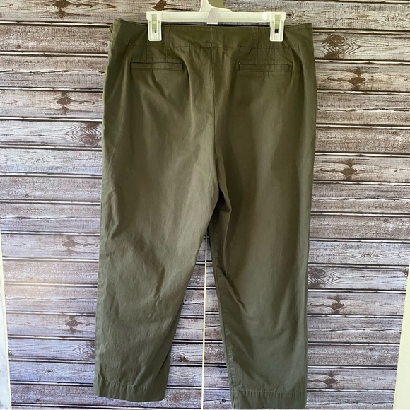 Talbots Olive Green Chino Pants Size 14 - Picture 2 of 6